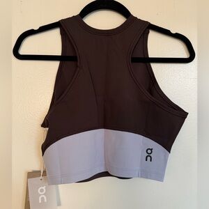 ON Movement crop NWT Oxford